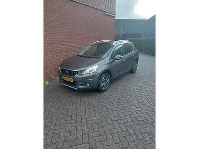 Grijs Gebruikt 2017 Peugeot 2008 Allure SUV | € 7.999 (Eerlijke prijs)