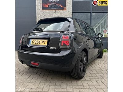 Occasion Mini Cooper Business 136 PK (100 kW) 2017 Zwart Hatchback