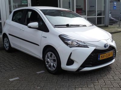 tweedehands Toyota Yaris 1.5 Hybrid Aspiration **OUTLET ACTIE MET BOVAG**