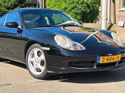 Porsche 911 Carrera