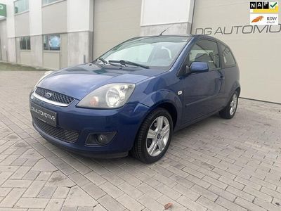Blauw Gebruikt 2007 Ford Fiesta Futura Hatchback | € 1.500 (Eerlijke prijs)