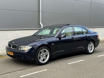 BMW 745