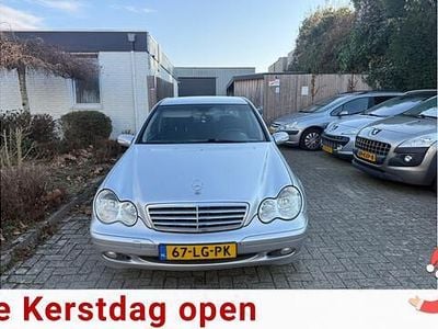 Grijs Gebruikt 2003 Mercedes C180 Classic Sedan | € 2.200 (Eerlijke prijs)