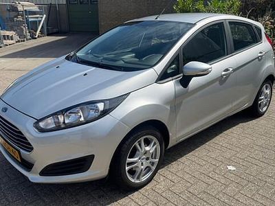 Grijs Occasion 2014 Ford Fiesta Style Hatchback | € 5.450 (Eerlijke prijs)