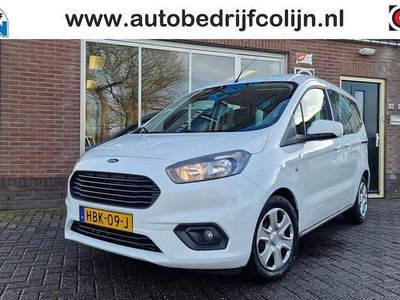 Wit Occasion 2025 Ford Tourneo Connect Titanium MPV | € 9.950