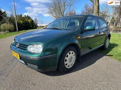 VW Golf IV