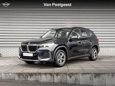 Saphirschwarz metallic (zwart metallic) Occasion 2024 BMW X1 Comfort Edition SUV | € 38.900 (Goede deal)