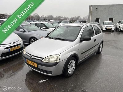 Grijs Gebruikt 2002 Opel Corsa Eco Hatchback | € 699 (Super prijs)