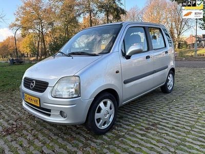 Grijs Occasion 2001 Opel Agila Elegance Hatchback | € 1.450 (Iets duurder)