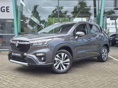 Grijs Nieuw 2025 Suzuki SX4 S-Cross Style SUV | € 38.249 (Eerlijke prijs)