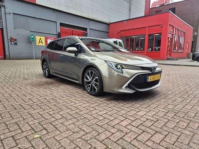 Brons Gebruikt 2019 Toyota Corolla Stationwagen | € 17.999 (Goede deal)
