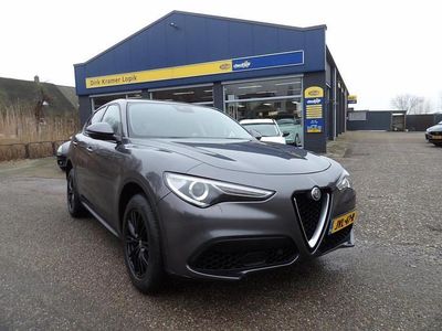 Grijs (metallic) Occasion 2018 Alfa Romeo Stelvio Super SUV | € 28.950 (Super prijs)