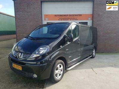 Zwart Occasion 2014 Renault Trafic Black Edition MPV | € 8.995