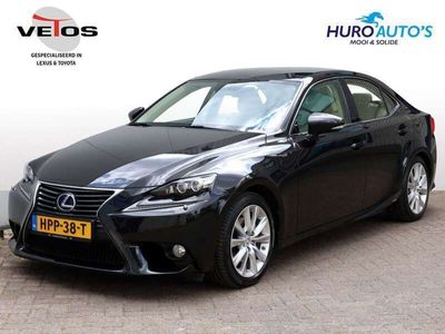 Lexus IS300h