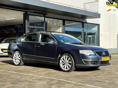 tweedehands VW Passat 2.0 FSI Comfortline / Sedan / Nieuwe APK / NL´se A