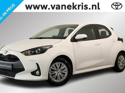Wit Occasion 2022 Toyota Yaris Active Hatchback | € 20.299 (Eerlijke prijs)