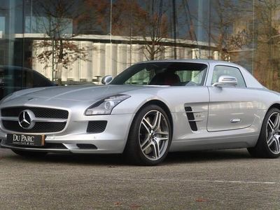 Mercedes SLS AMG