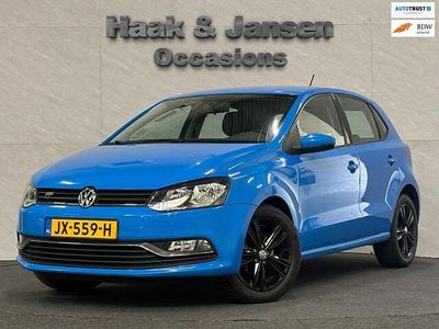 Blauw Gebruikt 2014 VW Polo Hatchback | € 6.795 (Goede deal)