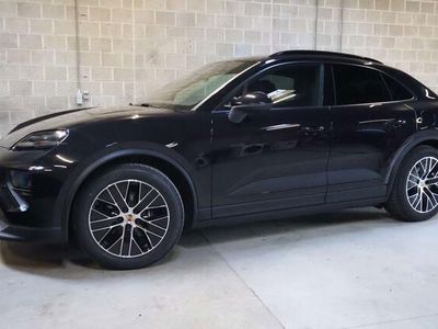 Zwart Occasion 2025 Porsche Macan SUV | € 86.250