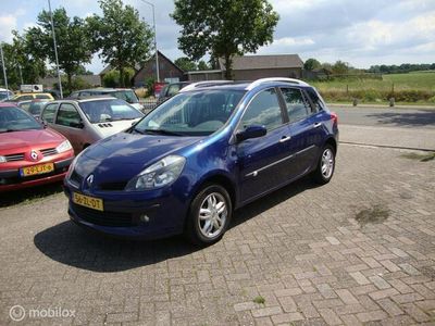 Blauw Occasion 2008 Renault Clio GrandTour Dynamique Stationwagen | € 2.950