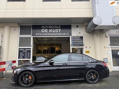 Zwart Gebruikt 2015 Mercedes C300 AMG Sedan | € 17.950 (Iets duurder)