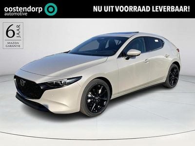Beige Nieuw 2025 Mazda 3 Exclusive-Line Hatchback | € 42.610 (Iets duurder)
