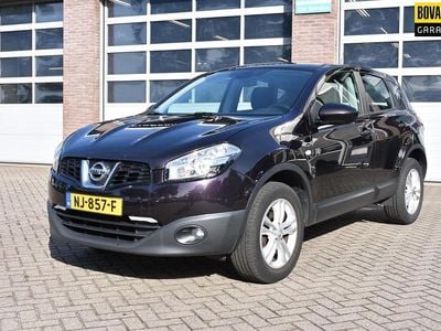 Paars Gebruikt 2013 Nissan Qashqai Visia SUV | € 9.750 (Iets duurder)