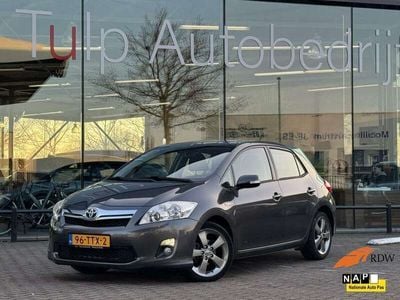Toyota Auris Hybrid