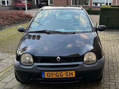 Zwart Gebruikt 2000 Renault Twingo Authentique Hatchback | € 500 (Goede deal)