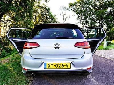 Grijs Occasion 2017 VW Golf VII Hatchback | € 12.950 (Eerlijke prijs)