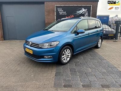 Blauw (metallic) Occasion 2016 VW Touran Highline MPV | € 8.950 (Eerlijke prijs)