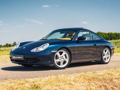 Porsche 911 Carrera 4