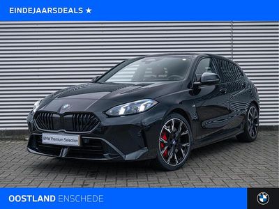 Zwart (metallic) Gebruikt 2025 BMW 120 Executive Hatchback | € 39.950 (Duur)