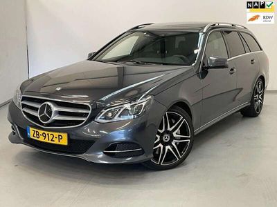 tweedehands Mercedes E500 Estate 4Matic / 19" AMG / Pano / Distronic