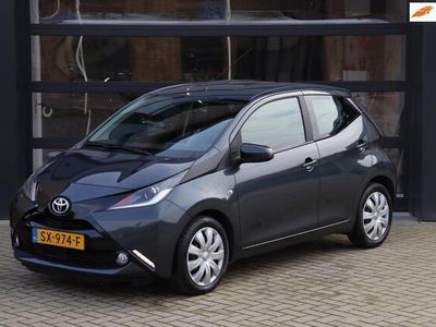 tweedehands Toyota Aygo 1.0 VVT-i x-nav | Nap | Airco | Navi | Bluetooth |