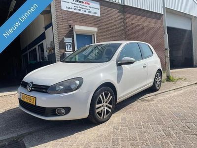 Wit Gebruikt 2011 VW Golf VI Trendline Hatchback | € 3.449 (Eerlijke prijs)