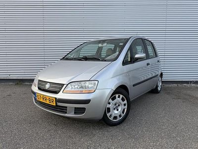 Occasion Fiat Idea Dynamic 95 PK (69 kW) 2005 Grijs (metallic) MPV