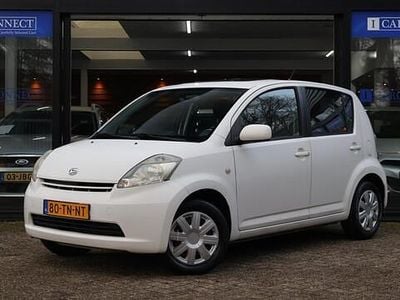 Occasion Daihatsu Sirion 69 PK (50 kW) 2006 Wit Hatchback