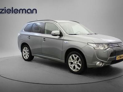 Grijs Gebruikt 2014 Mitsubishi Outlander Instyle SUV | € 7.845 (Goede deal)