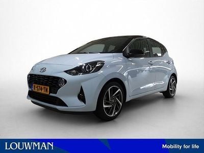 Blauw Occasion 2021 Hyundai i10 Premium Hatchback | € 14.450 (Eerlijke prijs)