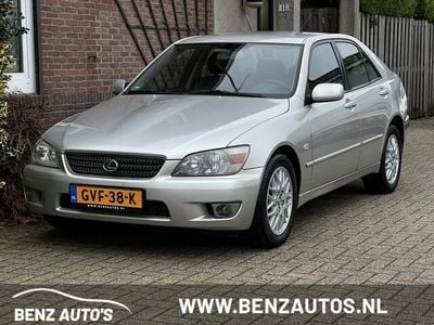 Lexus IS200