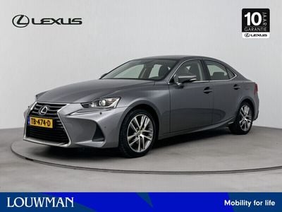 Lexus IS300h