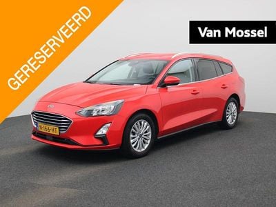 Rood Occasion 2021 Ford Focus Business Edition Stationwagen | € 15.445 (Goede deal)