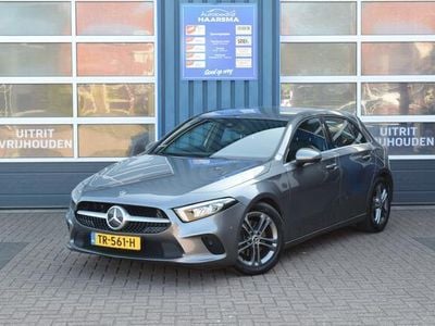 Grijs Occasion 2018 Mercedes A200 Advantage Hatchback | € 22.350 (Eerlijke prijs)