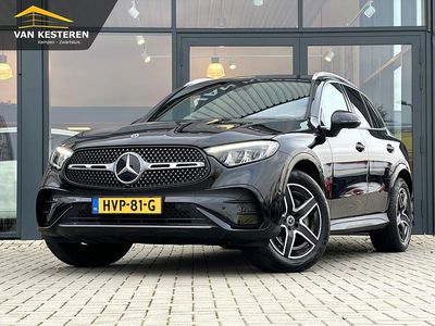 Zwart Occasion 2024 Mercedes GLC200 AMG line SUV | € 56.895 (Super prijs)