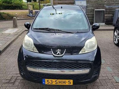 Zwart Gebruikt 2011 Peugeot 107 Hatchback | € 3.005 (Eerlijke prijs)