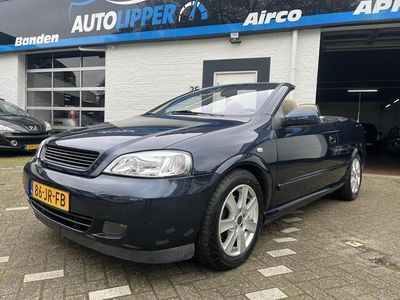 tweedehands Opel Astra Cabriolet 2.2-16V /Nieuwe apk/Automaat/ zeer nette en goed onderhouden auto.