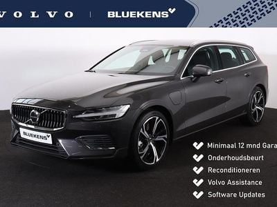 Grijs Occasion 2025 Volvo V60 Stationwagen | € 41.900 (Super prijs)