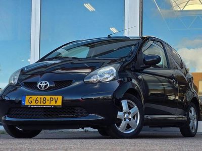 Zwart Occasion 2008 Toyota Aygo Hatchback | € 1.994 (Eerlijke prijs)