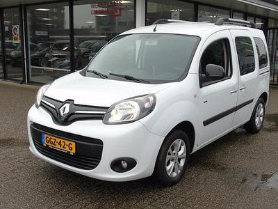 Wit Occasion 2015 Renault Kangoo LIMITED MPV | € 11.695 (Iets duurder)